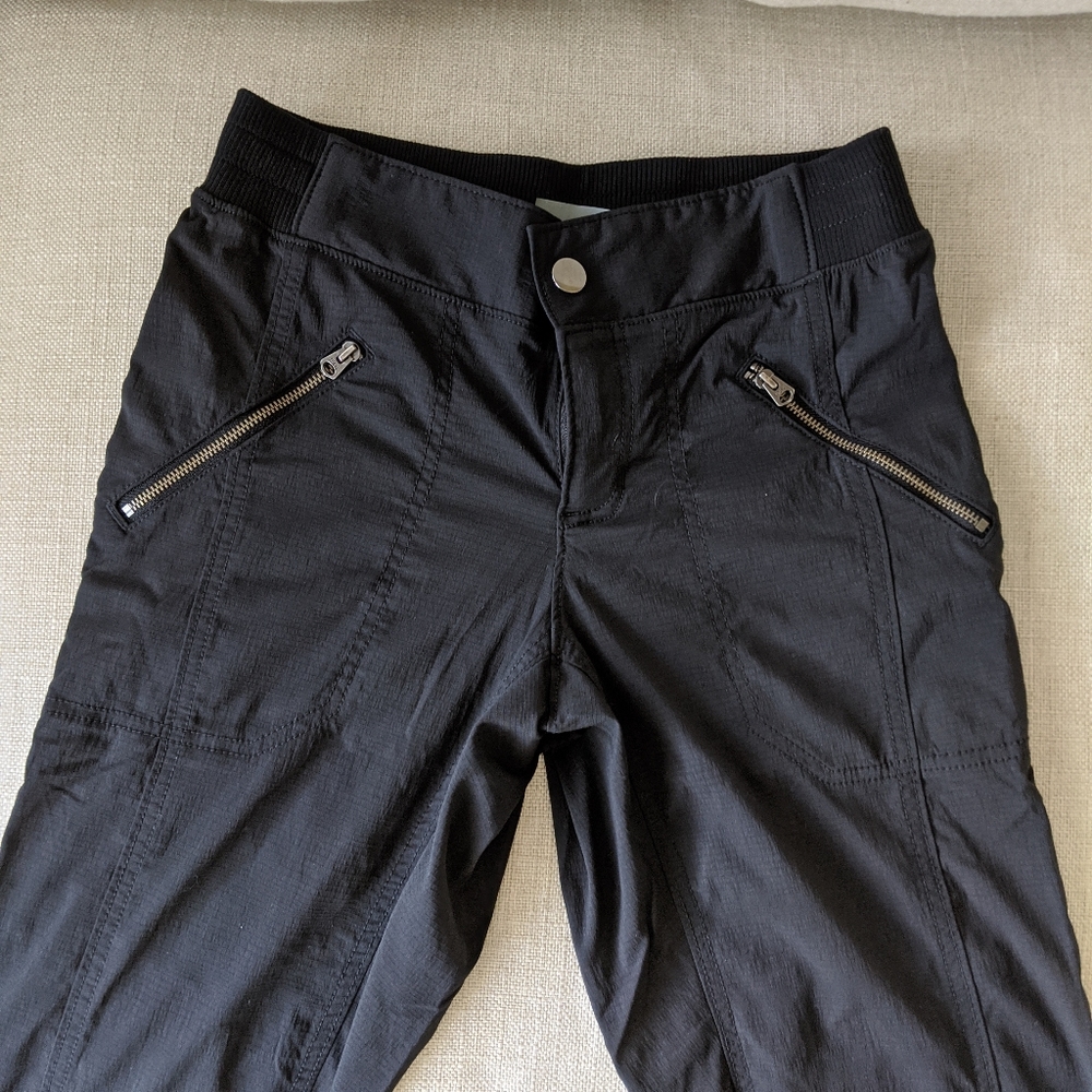 Athleta Trekkie Jogger Crop Pant